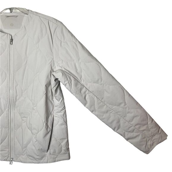 Lululemon Men’s Cream New Year Quilted Light Insulation Jacket Medium - Picture 9 of 16
